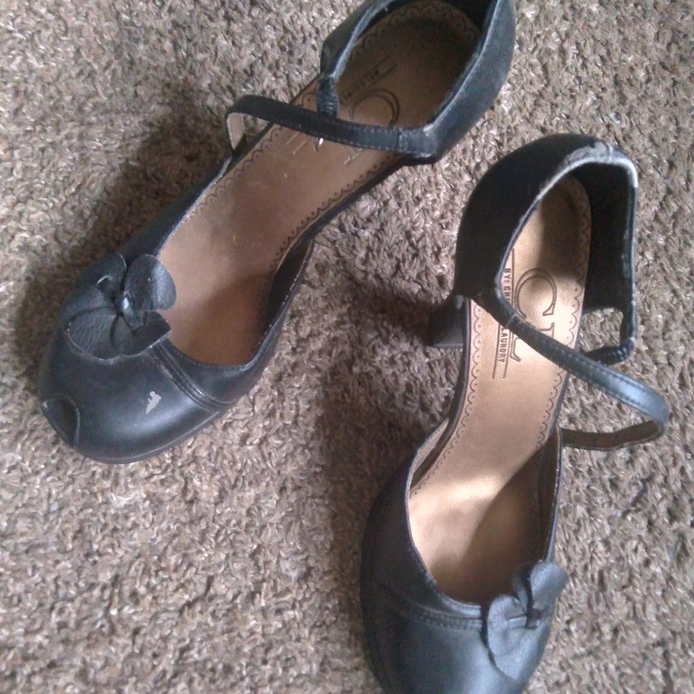 vintage pumps